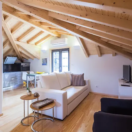 Insitu Trindade By Guestify * Porto
