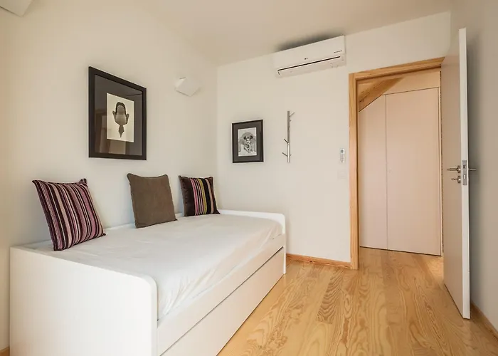 Trindade By Guestify