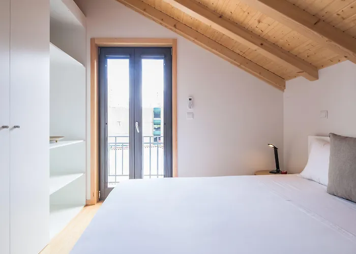 Apartment Trindade By Guestify Porto