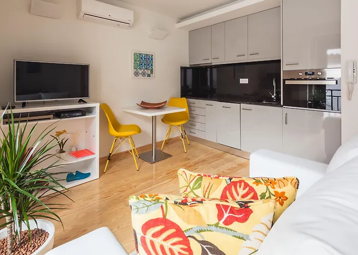 Trindade By Guestify * Porto